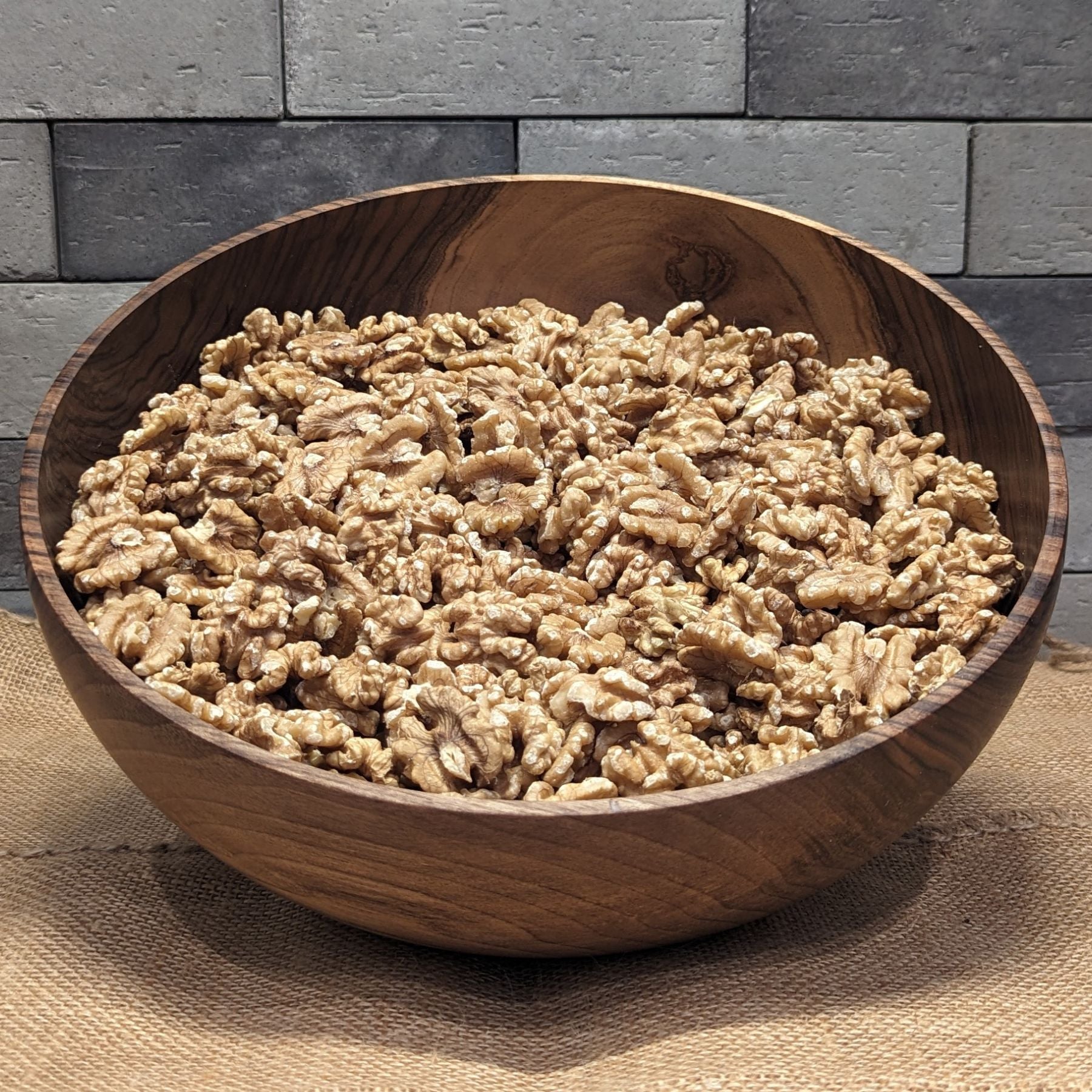 Manufactory Crushed Walnut Shells for Stuffing - China Walnut