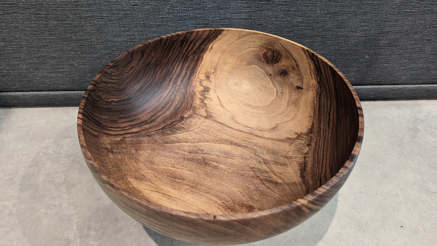 walnut bowl - top